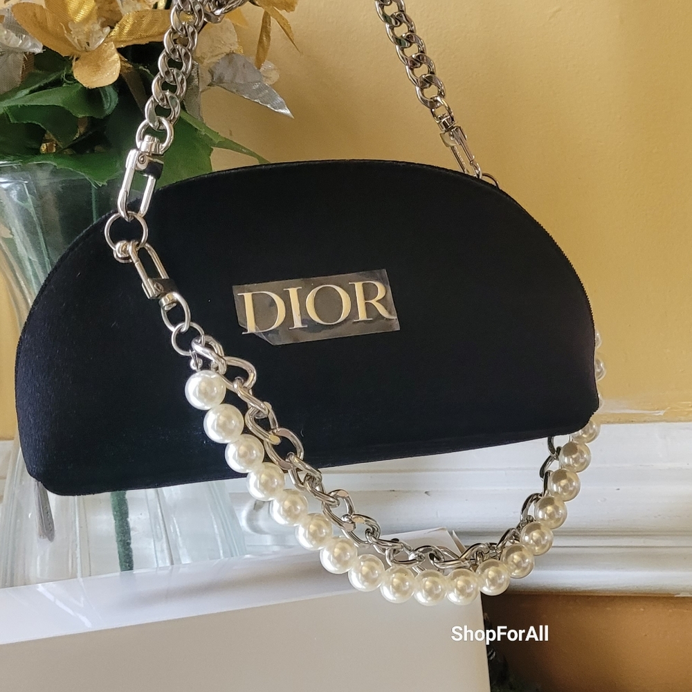 Dior - Picture 11 of 15
